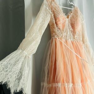Elegant Lace and Tulle Dress